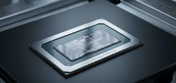 Intel Core Ultra 9 290HX Plus Tops Mobile CPU Benchmarks