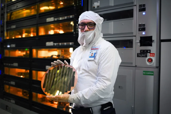 Apple Considers Intel 14A Process for Future M-Series Chips